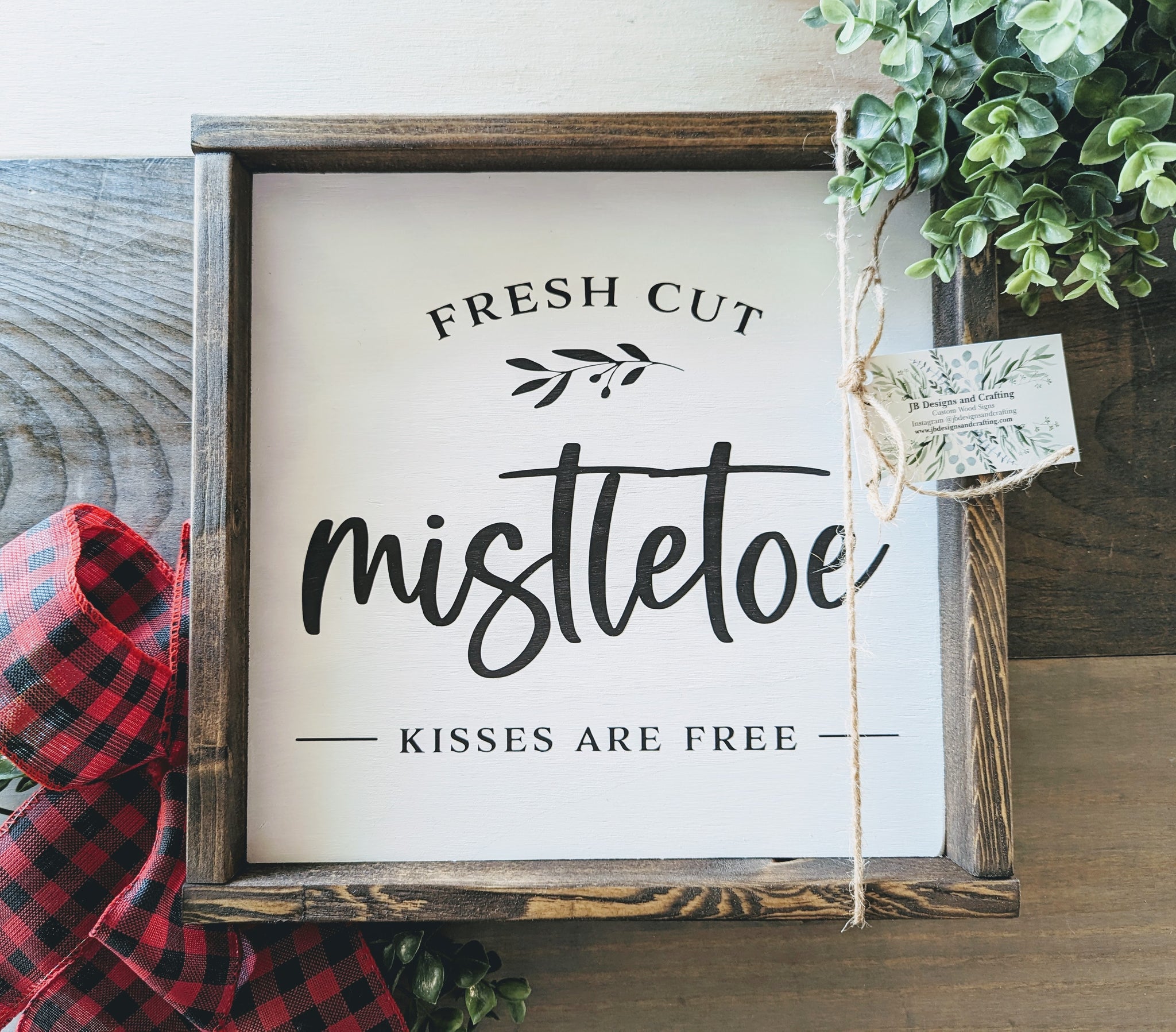 Fresh Cut Mistletoe