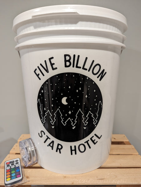 Five Billion Star Hotel